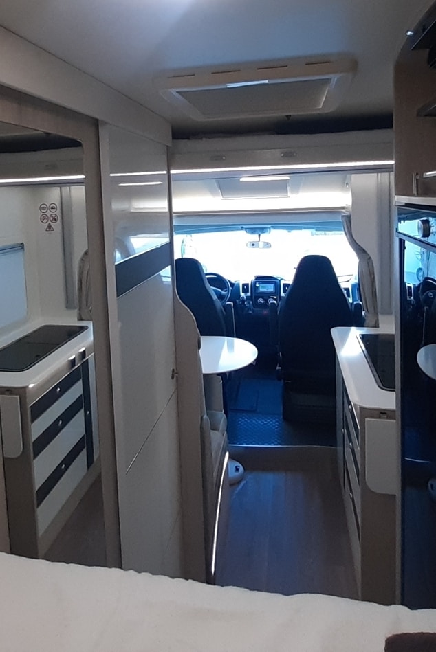 Modelo XMK 590 – 2021 Interior