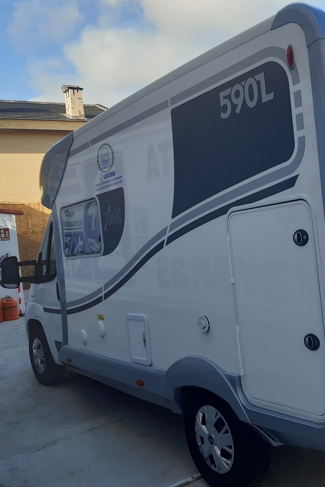 Modelo XMK 590L – 2020 trasera